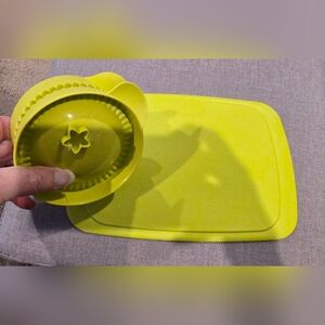 Tupperware Mini Pie (Hand Pie) Maker And Cutting Board, Used Once